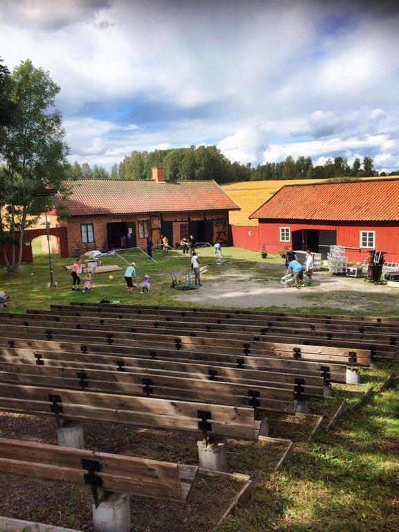 Stora Djuloe Vandrarhem Katrineholm Buitenkant foto
