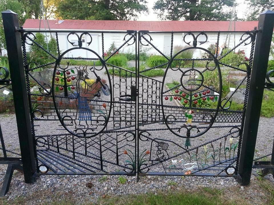 Stora Djuloe Vandrarhem Katrineholm Buitenkant foto