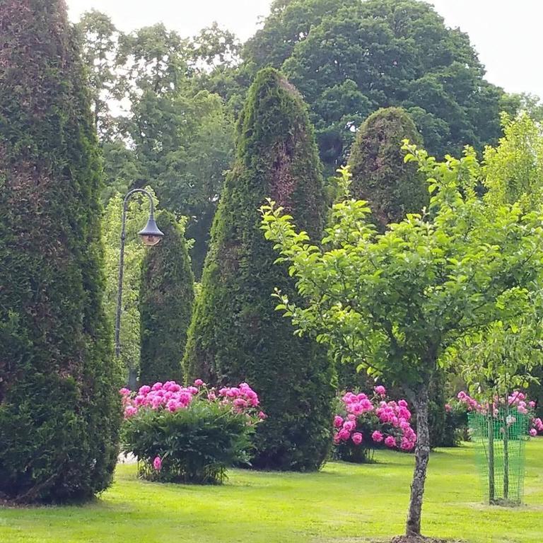 Stora Djuloe Vandrarhem Katrineholm Buitenkant foto